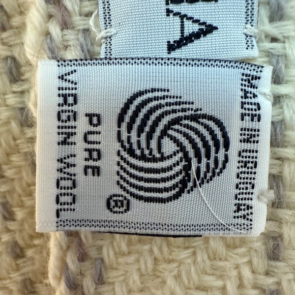 Hand-loomed scarf - 🇺🇾 Made in Uruguay 🇺🇾 - Picture 9 of 11